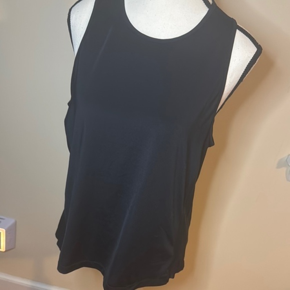 Aether women’s M black breathable activewear tank